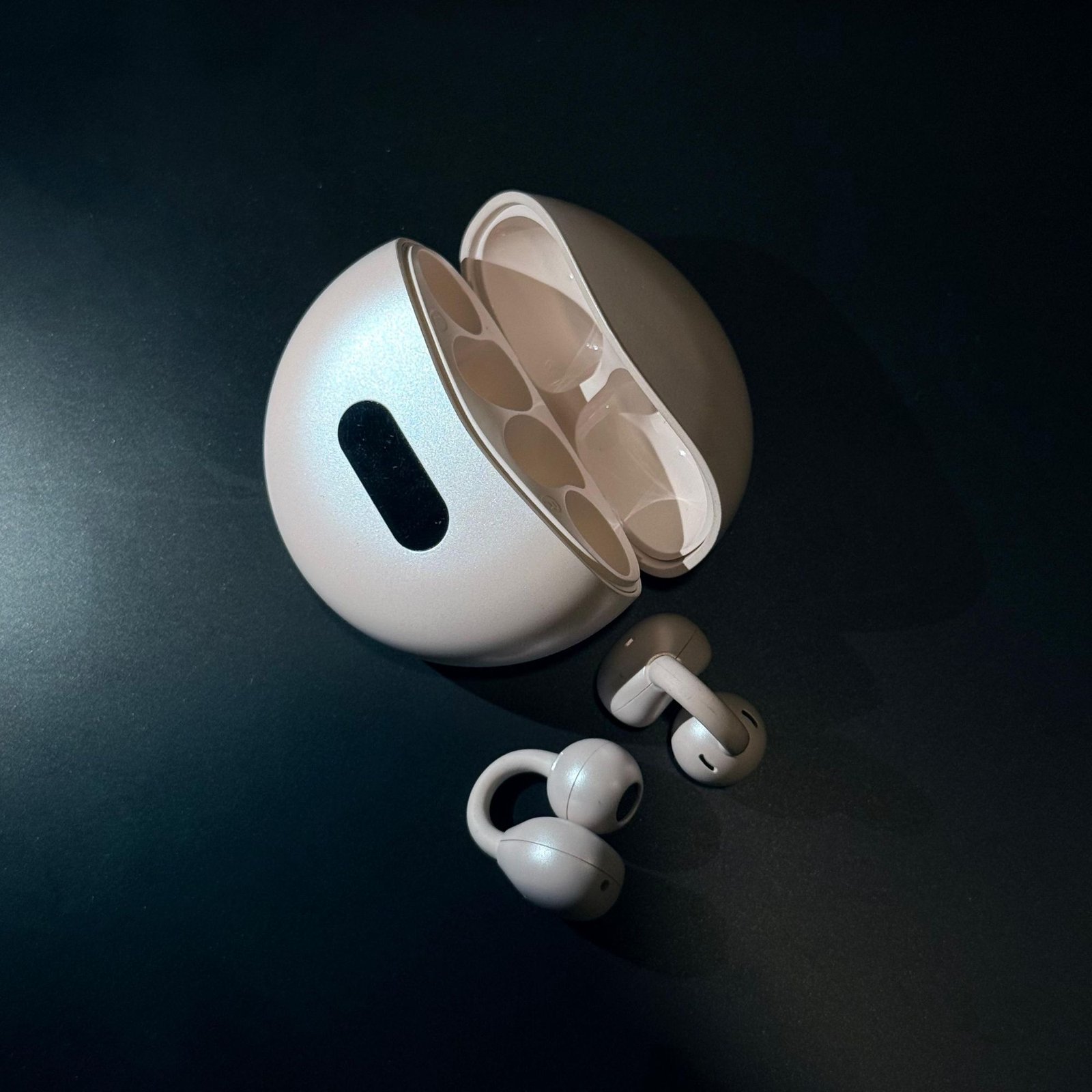 MD M79 Earbuds - Image 4